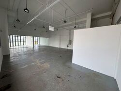 Hh @ Kallang (D13), Factory #566863651